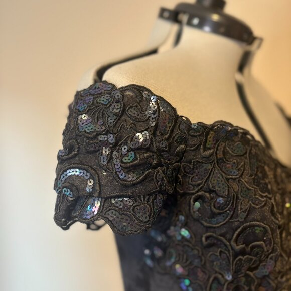 JESSICA McCLINTOCK Off-Shoulder Damask + Sequins Black Party Dress | 80s Size 4 - Picture 4 of 11